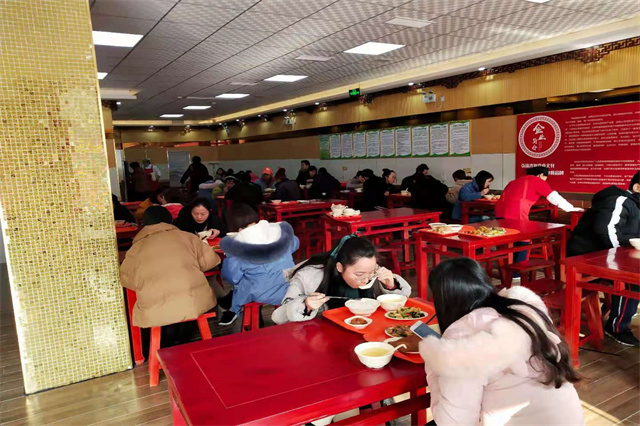 聚成超益兴加盟店生意火爆